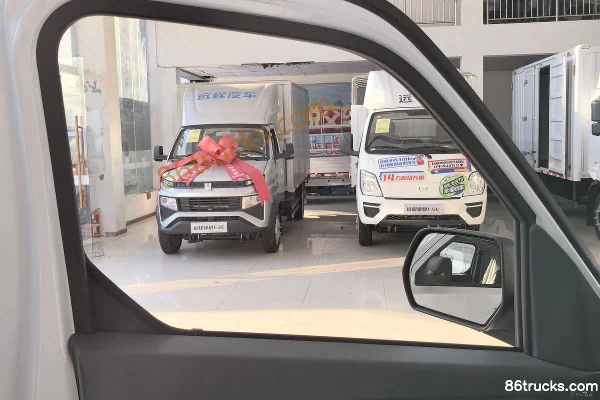 FARIZON Xingxiang V6E Function Edition 6-Seat Pure Electric Light Passenger Vehicle Zhixin 35.6kWh Cab (2) | 86Trucks