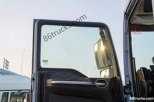 Sitrak SITRAK G7M 6X4(10 wheels) Pure Electric Tractor Truck CATL 528kWh Cab (3) | 86Trucks