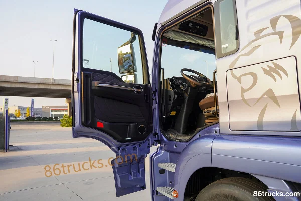 Sitrak SITRAK G7M 6X4(10 wheels) Pure Electric Tractor Truck CATL 528kWh Cab (1) | 86Trucks