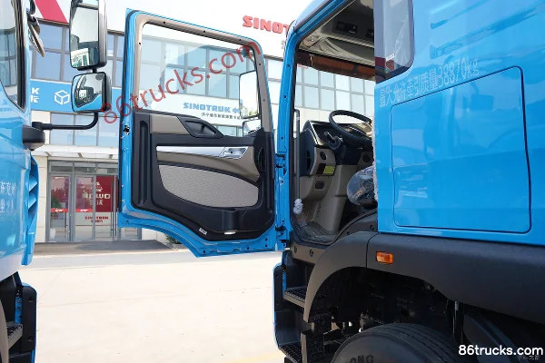 Sinotruk HOWO TX EV 6X4(10 wheels) pure electric tractor truck CATL 400kWh Cab (1) | 86Trucks