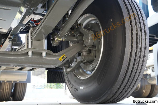 Sinotruk HOWO TX EV 6X4(10 wheels) pure electric tractor truck CATL 400kWh Chassis (3) | 86Trucks