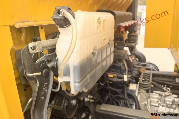Sinotruk HOWO Hanjiang 160 ch 4X2(6 roues) camion de déneigement (marque Sijiate) Châssis (2) | 86Trucks