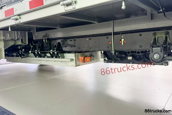 Foton LeDi Yuexing Edition+ Hydraulic Brake 3.4m Single Row Pure Electric Flatbed Mini Truck Aiyike 71.63kWh 4X2(6 wheels) Chassis (2) | 86T