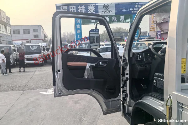 Foton S3 2.5L Diesel 176hp 4X2(6 wheels) WLY 6-Speed 4.17m Single Row Cab Stake Truck (1) | 86Trucks