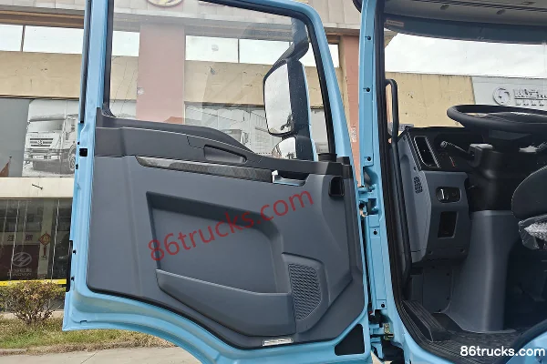 Proton Auto Standard Load Version 6X4(10 wheels) Pure Electric Tractor Truck CATL 600.92kWh Cab (2) | 86Trucks