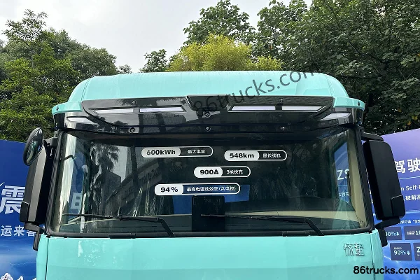 Lingyi Auto Jingzhe Composite 6X4(10 wheels) Electric Tractor Truck Wuhan BYD 603.34kWh Exterior (3) | 86Trucks