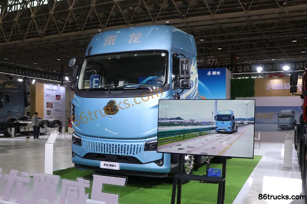 Dongfeng Yiwei 5 6X4(10 wheels) pure electric tractor truck, CATL 400.61kWh Exterior (3) | 86Trucks