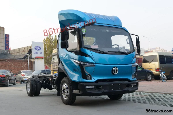 Feidi5 2L CNG 150hp 4X2(6 wheels) Changtai 8-Speed 4.16m Single Row Box Light Truck Exterior