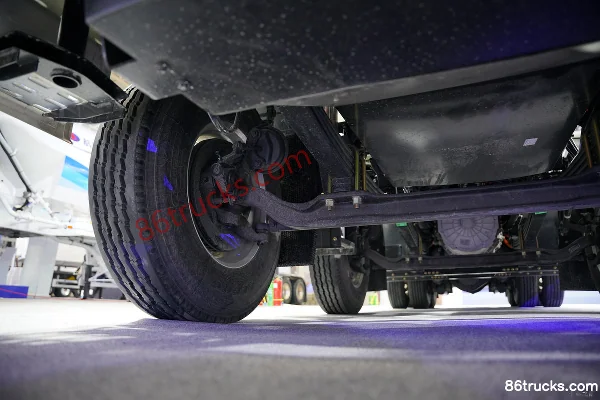 FAW Jiefang J6L 8X4(12 wheels) 7.08m³ Electric Concrete Mixer Truck CATL 352kWh Chassis (2) | 86Trucks