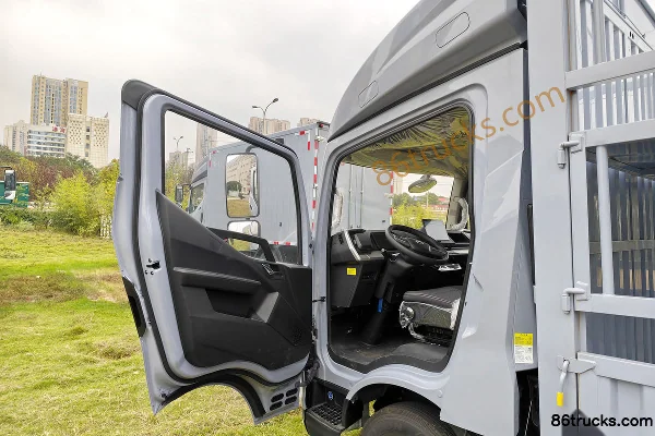 BYD T5 Fortune Edition 4.03m Single Row Plug-in Extended Range Hybrid Grating Light Truck Fudi 55.39kWh 4X2(6 wheels) Cab (1) | 86Trucks