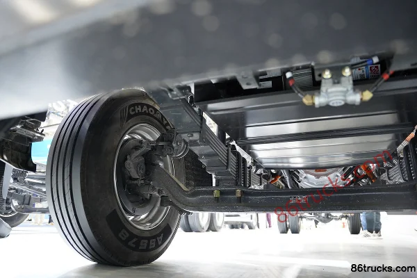 Dongfeng H5 4X2(6 wheels) air brake 9.7m semi-sleeper pure electric van cargo truck CATL 246.67kWh Chassis (2) | 86Trucks