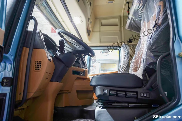 SHACMAN Cummins Longxiao Elite Edition 560hp 6X4(10 wheels) AMT Automatic Tractor Truck Cab (2) | 86Trucks