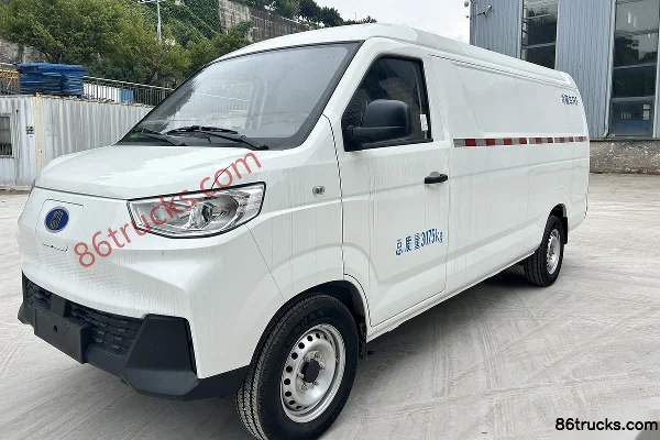 Zhongtong T7 2-Seat Electric Refrigerated Truck (Zhongte Brand) CALB 50.37kWh 4X2(6 wheels) Exterior (2) | 86Trucks