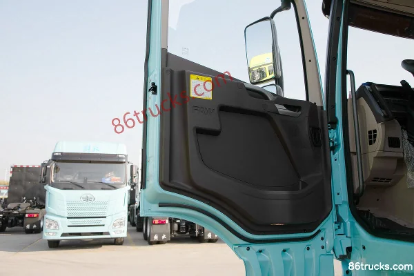 FAW Jiefang Qingdao JH6 6X4(10 wheels) 500kW Electric Tractor Truck CATL 465.99kWh Cab (3) | 86Trucks