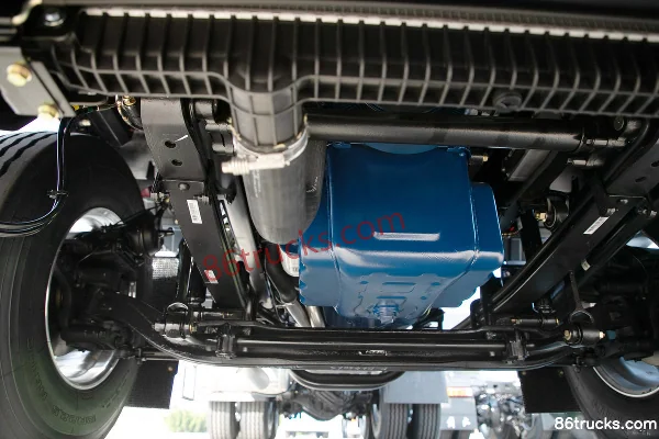 FAW Jiefang Qingdao JH6 12.5L CNG 480 hp 6X4(10 wheels) Fast Gear 12-speed Tractor Truck Chassis (1) | 86Trucks