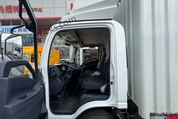 Jiangxi Isuzu Yifang EC7 Standard Edition 116hp 4X2(6 wheels) 4.2m Single Row Van Light Truck (Hydraulic Brake)(China VI) Cab (3) | 86Trucks