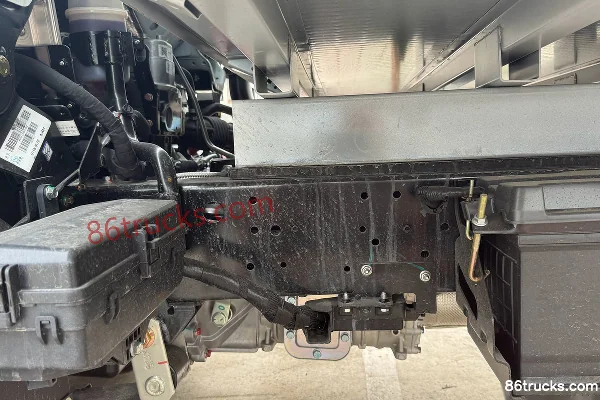 Jiangxi Isuzu Yifang EC7 Standard Edition 116hp 4X2(6 wheels) 4.2m Single Row Van Light Truck (Hydraulic Brake)(China VI) Chassis (2) | 86Tr