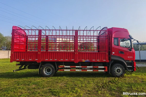 Dongfeng Commercial Vehicle Tianjin KR PLUS 2025 7.5L Diesel 350 hp 4X2(6 wheels) Fast Gear 10-Speed High Roof Double Sleeper 6.8m Stake Car