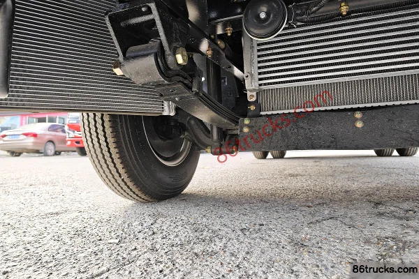 Dongfeng Duolika D5 Ruineng Edition 88 hp 4X2(6 wheels) 3.5m single-row cage cargo light truck (air brake) Chassis (2) | 86Trucks