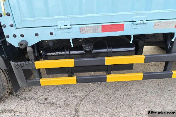 Dongfeng Duolika D5 Ruineng Edition 88 hp 4X2(6 wheels) 3.5m single-row cage cargo light truck (air brake) Body (2) | 86Trucks