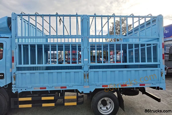 Dongfeng Duolika D5 Ruineng Edition 88 hp 4X2(6 wheels) 3.5m single-row cage cargo light truck (air brake) Body (1) | 86Trucks