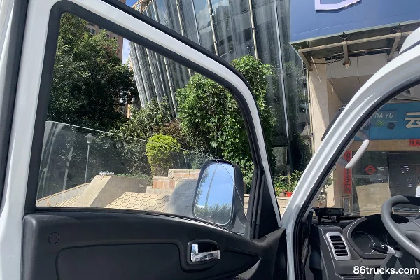 FARIZON Xingzhi F5E 2025 Model Zhiyun Edition 4X2(6 wheels) 3.82m Single Row Pure Electric Refrigerated Truck Zhixin 61.669kWh Cab (2) | 86T