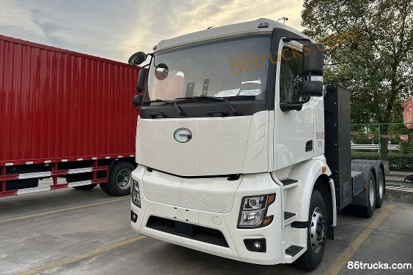 GAC Leader T7 Standard Load Edition 6X4(10 wheels) Electric Tractor Truck CALB 400.62kWh Exterior (3) | 86Trucks