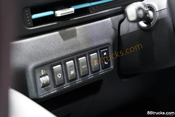 JACVan Baolu Dream Edition 2-Seat Electric Panel Van CATL 63.75kWh Cab (2) | 86Trucks