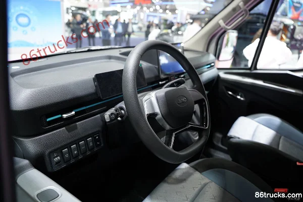 JACVan Baolu Dream Edition 2-Seat Electric Panel Van CATL 63.75kWh Cab (1) | 86Trucks