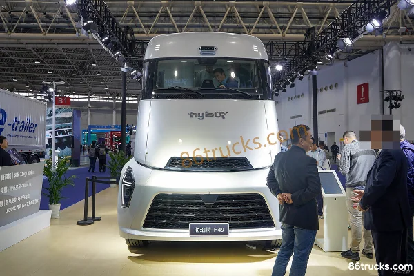 Haipt H49 6X4(10 wheels) Hydrogen Fuel Cell Tractor Truck 75kWh Exterior (2) | 86Trucks
