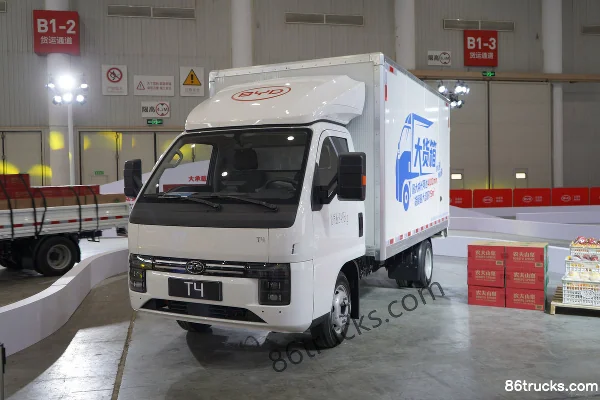 BYD T4 version Technologie 3,815 m fourgon électrique pur à cabine simple FinDreams 62,4 kWh 4X2(6 roues) Extérieur (2) | 86Trucks