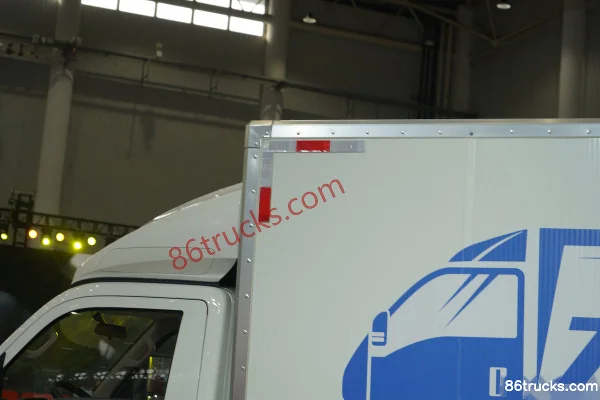 BYD T4 version Technologie 3,815 m fourgon électrique pur à cabine simple FinDreams 62,4 kWh 4X2(6 roues) Carrosserie (2) | 86Trucks