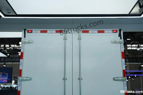 JAC Kunpeng ET9 Édition Luxe 4,15 m cabine simple fourgon électrique pur 120,27 kWh CATL 4X2(6 roues) Carrosserie (2) | 86Trucks