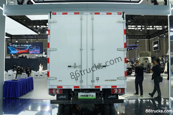 JAC Kunpeng ET9 Édition Luxe 4,15 m cabine simple fourgon électrique pur 120,27 kWh CATL 4X2(6 roues) Carrosserie (1) | 86Trucks