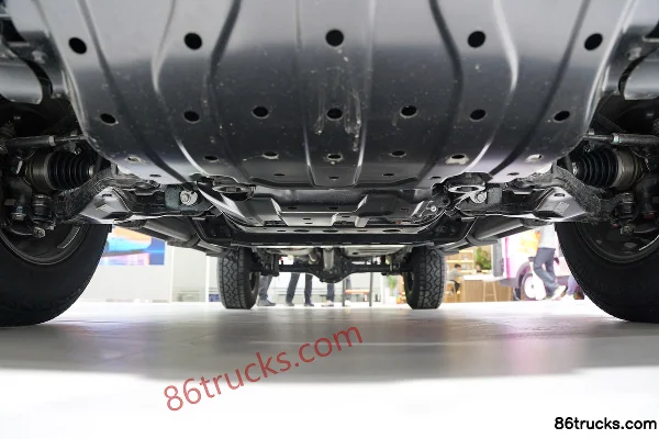 JAC Hunter 2021 Commercial Flagship 2.5T Diesel 150hp 2WD Manual Large Double Cab Pickup (China VI) Body (1) | 86Trucks