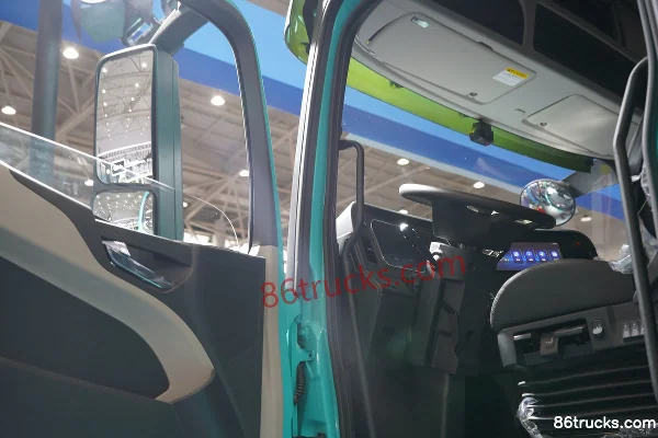 Zaihe Auto Ultra Long Range Edition 4X2(6 wheels) Fuel Cell Tractor Truck CATL 600kWh Cab (1) | 86Trucks