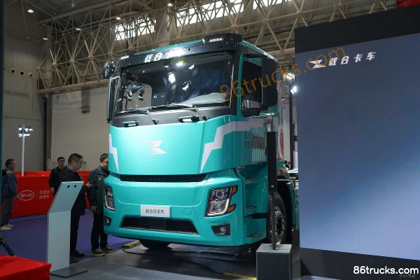 Zaihe Auto Lightweight Hero 6X4(10 wheels) Flat Roof Pure Electric Tractor Truck EVE 600kWh Exterior (3) | 86Trucks