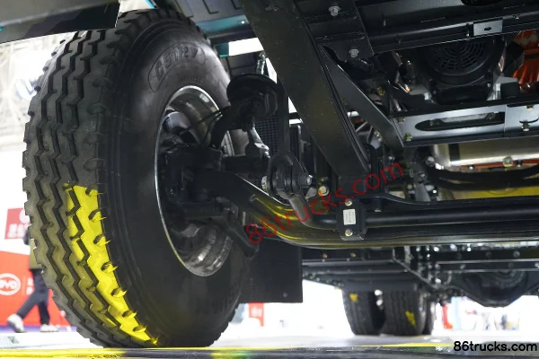 Zaihe Auto Lightweight Hero 6X4(10 wheels) Flat Roof Pure Electric Tractor Truck EVE 600kWh Chassis (2) | 86Trucks