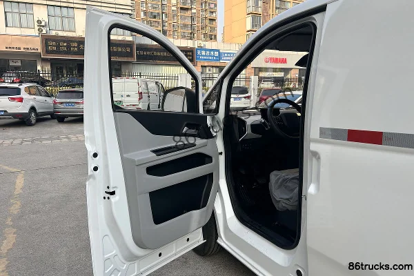 Huolala Duola grand volume 2025 édition surcharge rêve 3 places fourgon électrique pur CATL 43,53 kWh Cabine (1) | 86Trucks