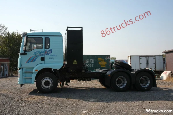 SHACMAN Delong New M3000 Lightweight Version 6X4(10 wheels) Electric Tractor Truck CATL 400.61kWh Exterior (3) | 86Trucks