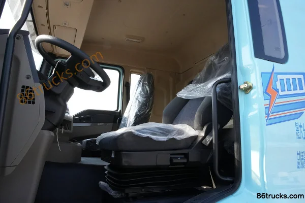 SHACMAN Delong New M3000 Lightweight Version 6X4(10 wheels) Electric Tractor Truck CATL 400.61kWh Cab (2) | 86Trucks