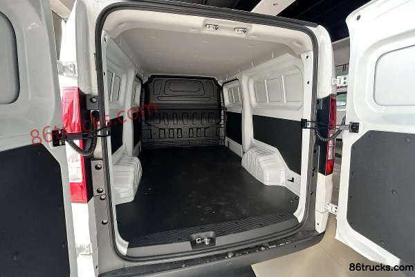 Ruichi R5 Cargo Version 2025 Zhixing Supercharge Edition Chaoyue Type II 2-Seat Pure Electric Enclosed Truck CATL 50.1kWh Cargo Box (1) | 86