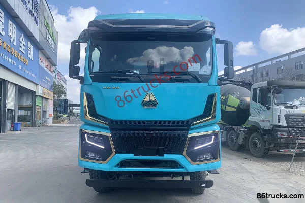 Sinotruk HOWO V9 8X4(12 wheels) 8.8m Raised Roof Pure Electric Dump Truck CATL 601kWh Exterior (2) | 86Trucks