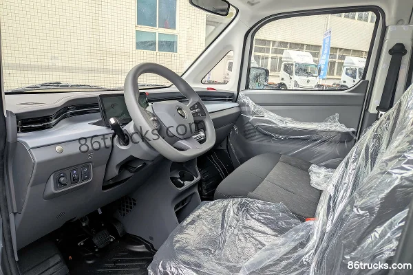 Tuyano Fengjing i9 2025 Zhiyuan Edition 2-Seat Mid-Roof Pure Electric Enclosed Van Aiike 60.37kWh Cab (2) | 86Trucks
