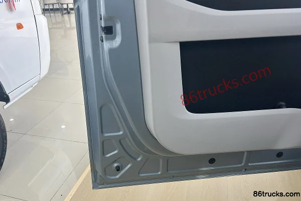 Changan Kuayue Starlight 2025 Comfort Long Range Edition 7-Seat Pure Electric Light Bus CATL 50.23kWh Cab (2) | 86Trucks