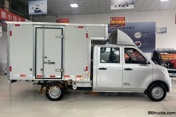 Foton Xiangling Q Split Luxury 1.6L 120 hp 4X2(6 wheels) gasoline 2.5m double-row van mini truck Exterior (2) | 86Trucks