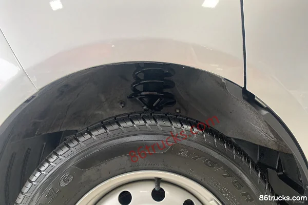 Foton Xiangling Q Split Luxury 1.6L 120 hp 4X2(6 wheels) gasoline 2.5m double-row van mini truck Chassis (1) | 86Trucks