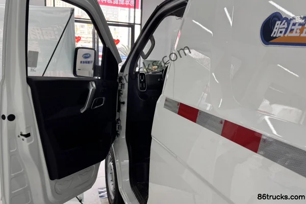Chery Commercial Vehicle Dolphin K7 Luxury Edition 2-Seat Pure Electric Enclosed Cargo Van Kairui 62.98kWh Cab (1) | 86Trucks