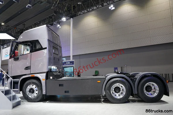 GAC Leader T9 6X4(10 wheels) Pure Electric Tractor Truck CALB 400.6kWh Exterior (3) | 86Trucks