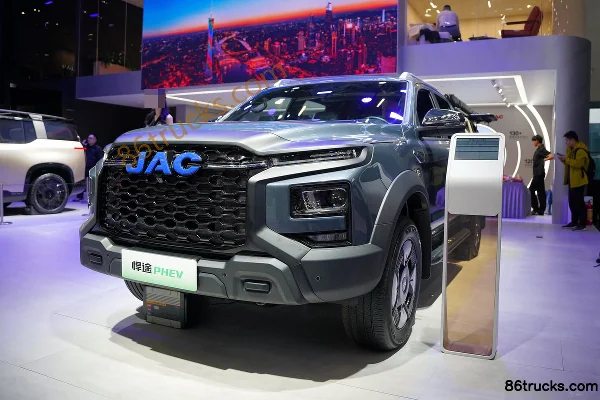 JAC Hunter PHEV 2025 Luxury 4WD Short Wheelbase Plug-in Hybrid Double Cab Pickup 31.2kWh Exterior (3) | 86Trucks